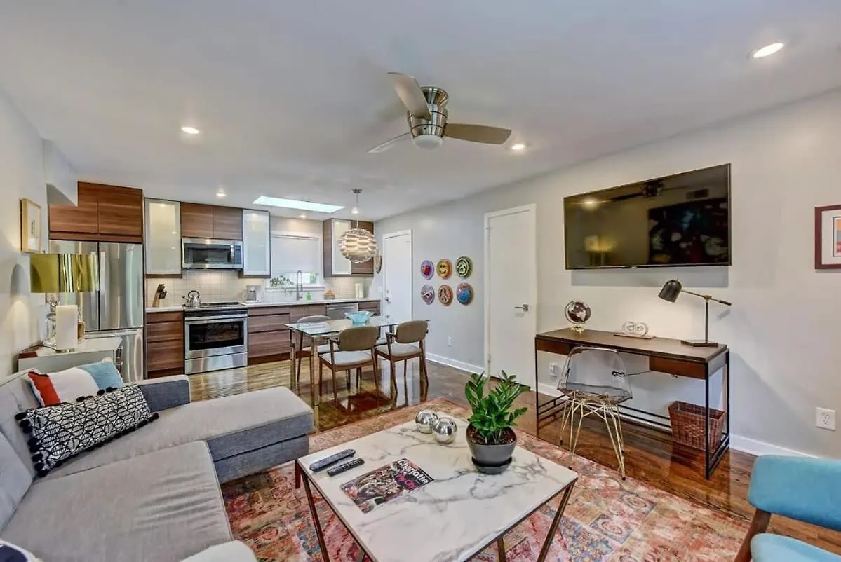 Holiday home Stylish 1Br In Myers Park Villa Charlotte