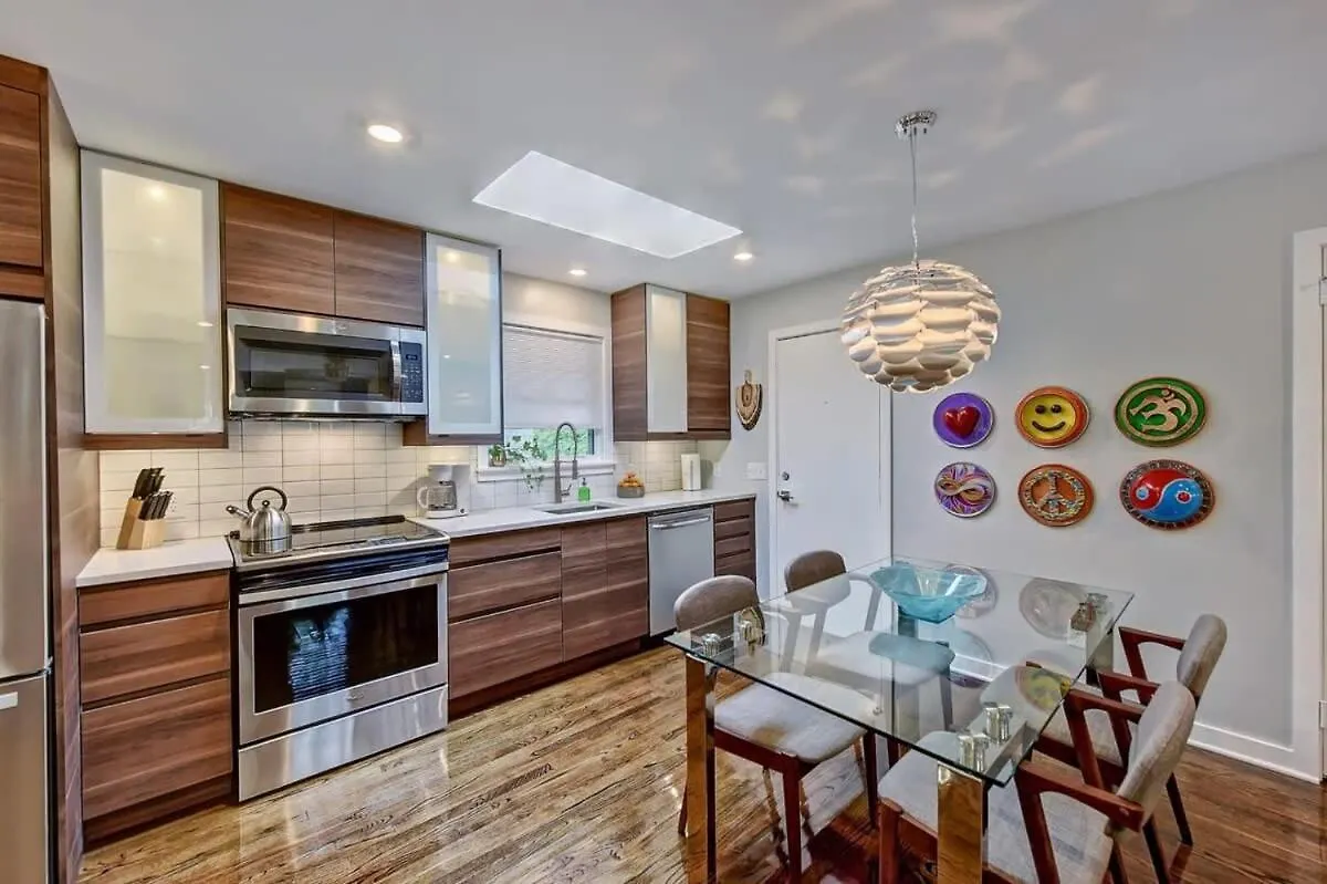 Holiday home Stylish 1Br In Myers Park Villa Charlotte